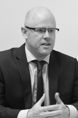 Litigation - Senior Assocaite solicitor - Andrew Holden